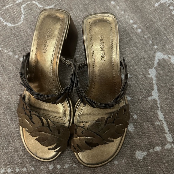 Farm Rio shoes - Picture 3 of 6